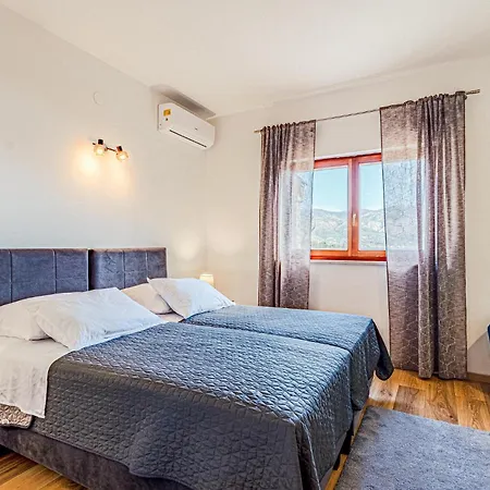 Apartment Cozy In Kneze With House Sea View Pupnat