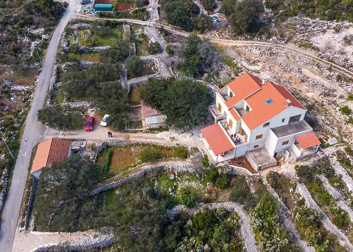 Amazing In Kneze With Wifi Pupnat