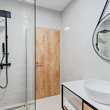 Amazing In Kneze With Wifi