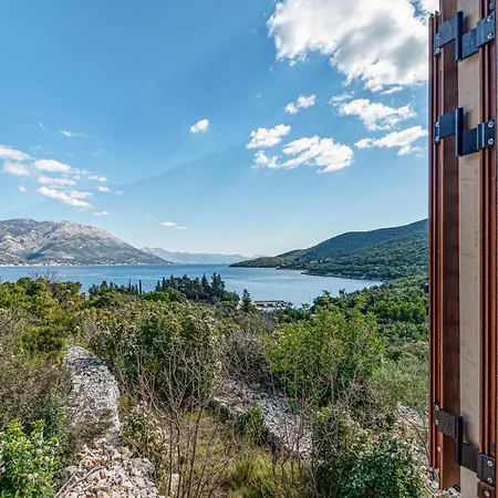 Amazing In Kneze With Wifi