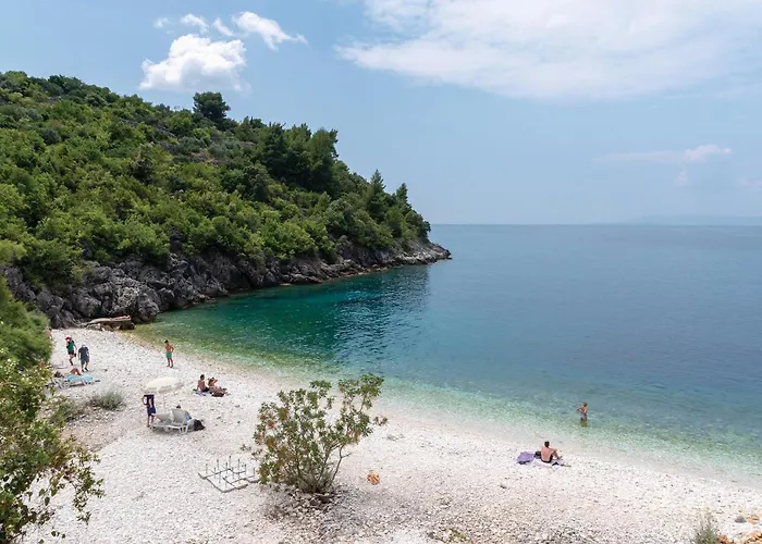 Amazing In Kneze With Wifi Pupnat